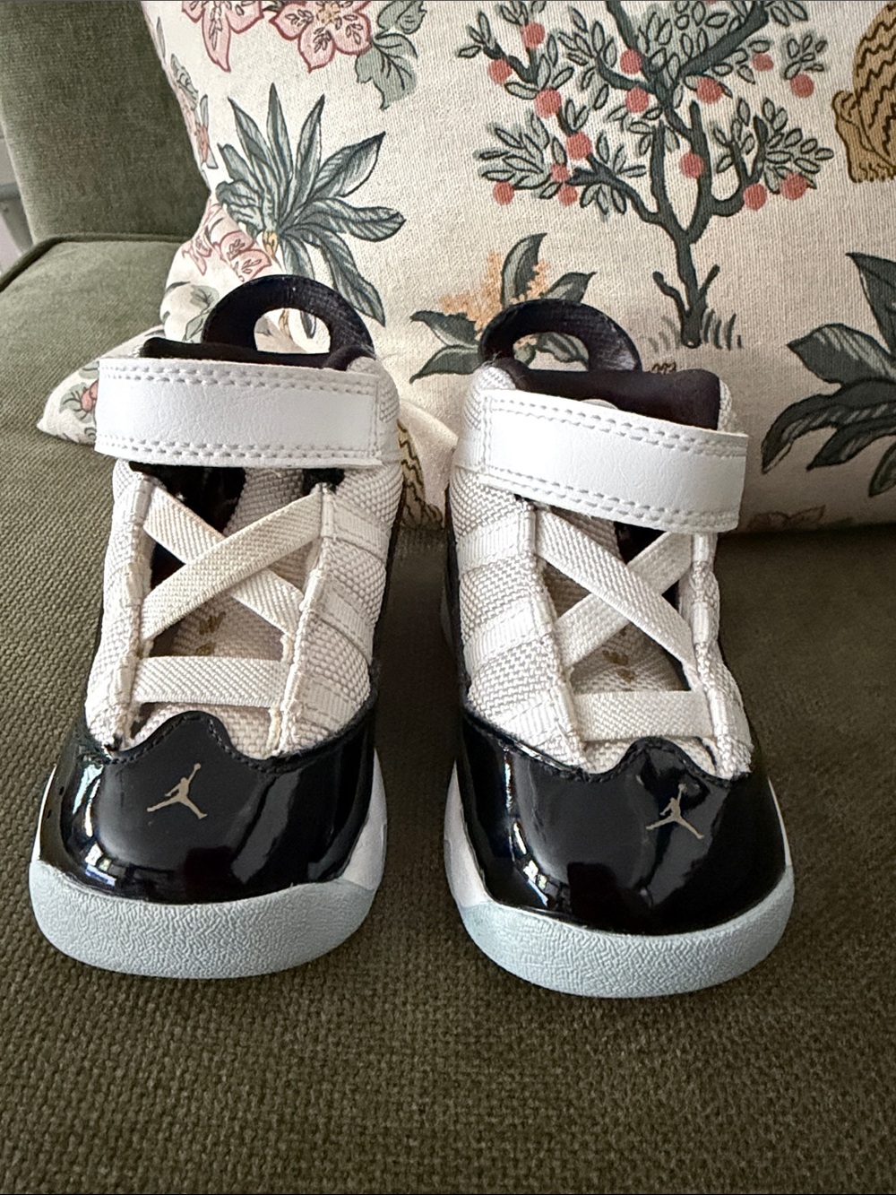 Jordan Kids sneakers